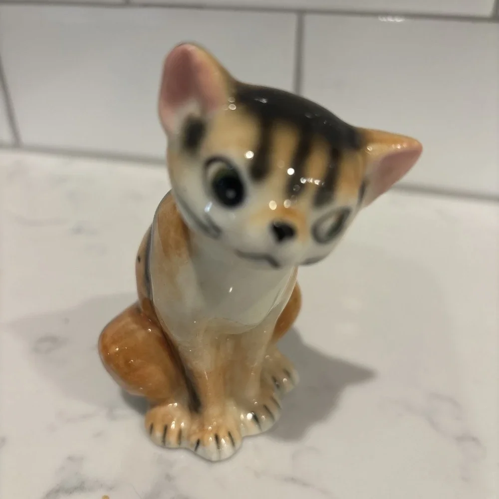 VTG Hand Painted Sitting Cat Figure Porcelain Orange Tiger Calico Tabby‎ Kitten